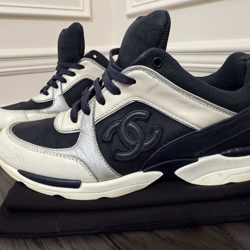 Authentic Chanel Sneakers Size 37 Navy Blue - Picture 2 of 8
